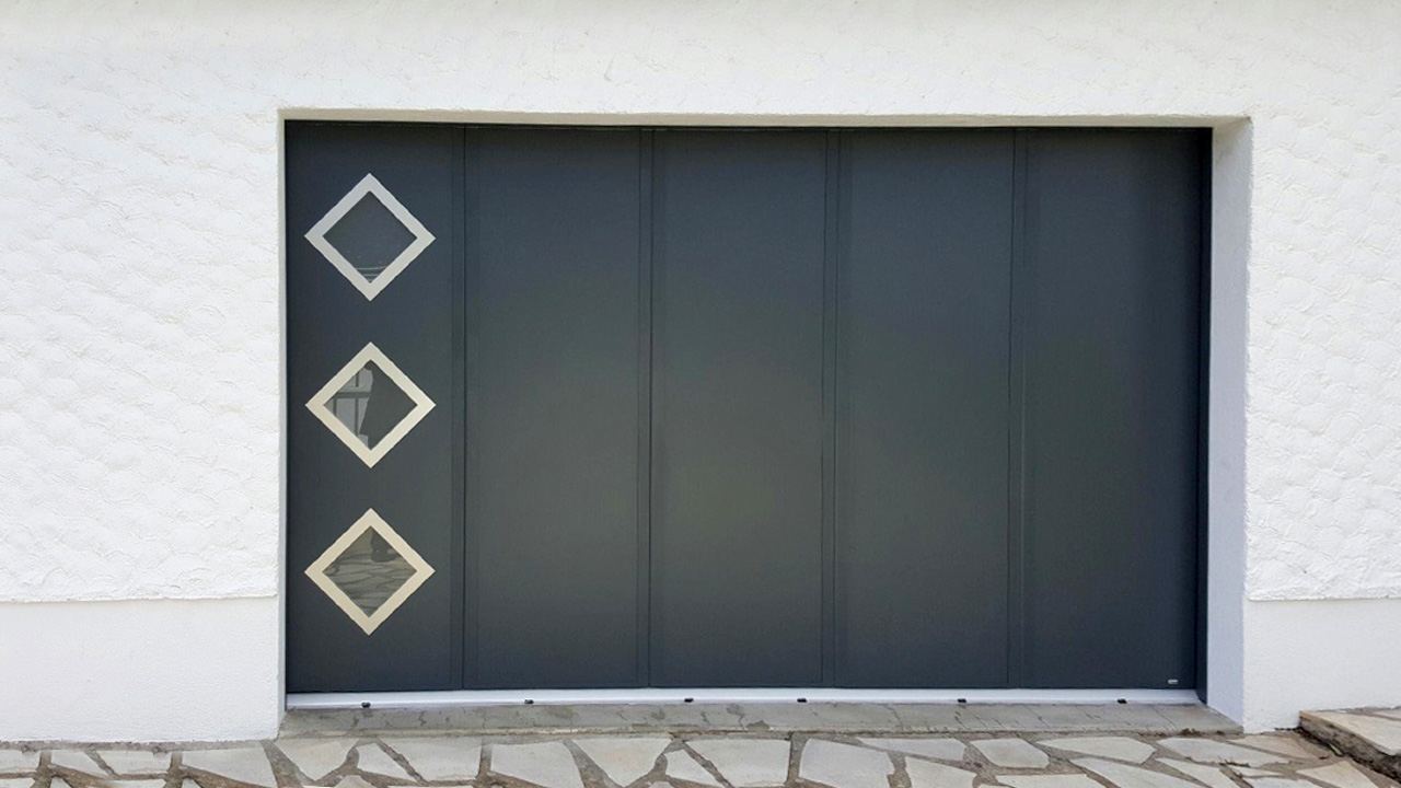 Porte de garage coulissante