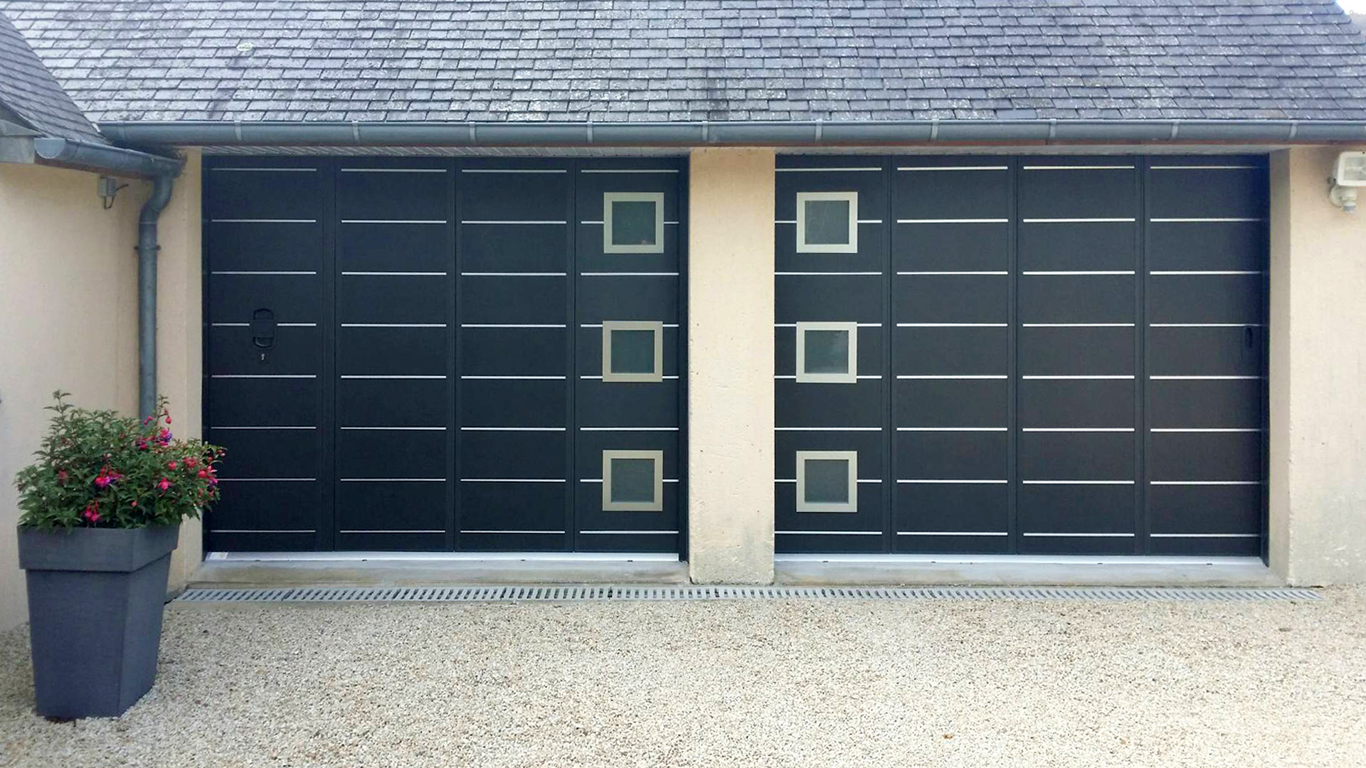 Porte de garage coulissante