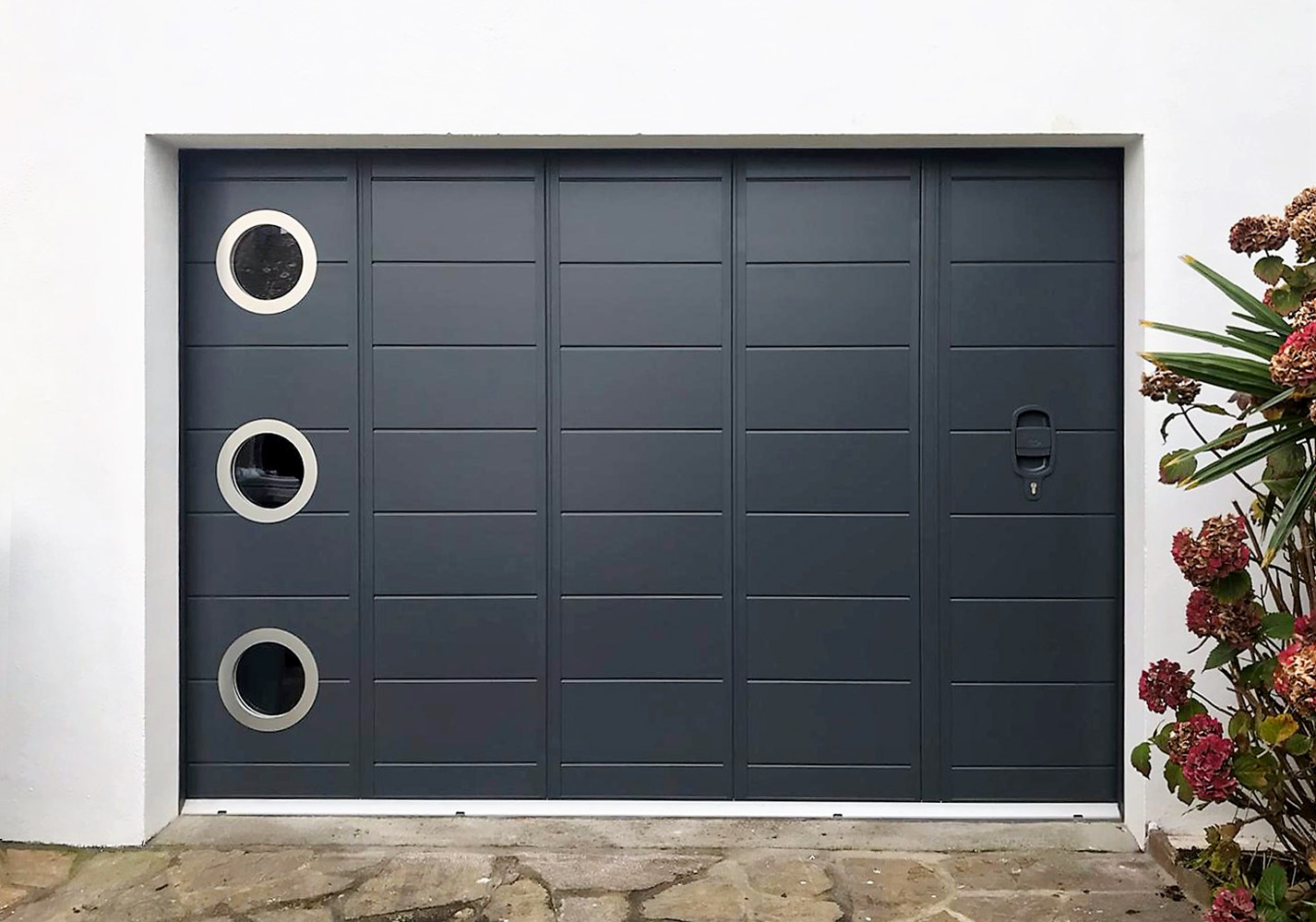 Porte de garage coulissante