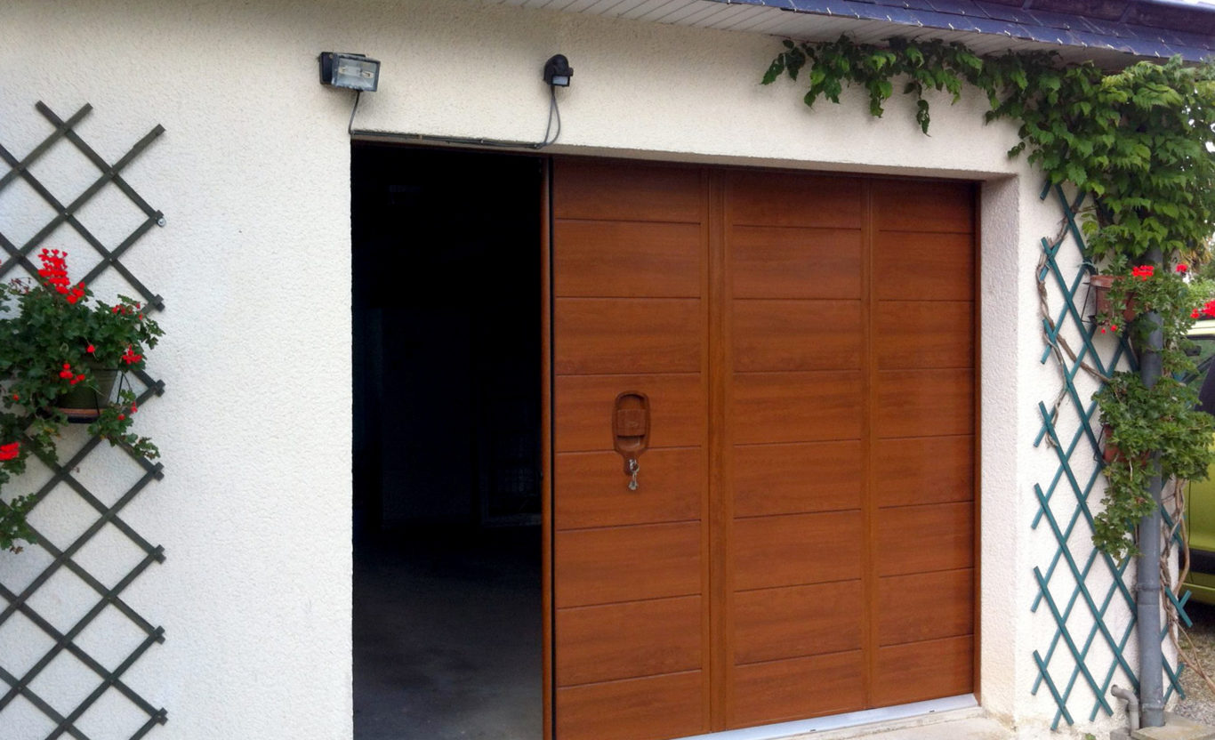 Porte de garage coulissante