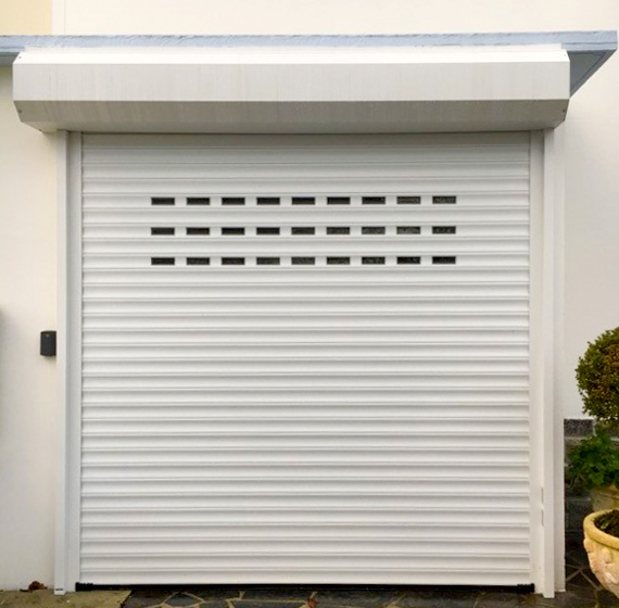 Portes de garage à enroulement