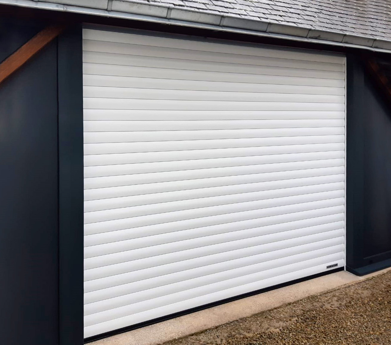 Portes de garage à enroulement