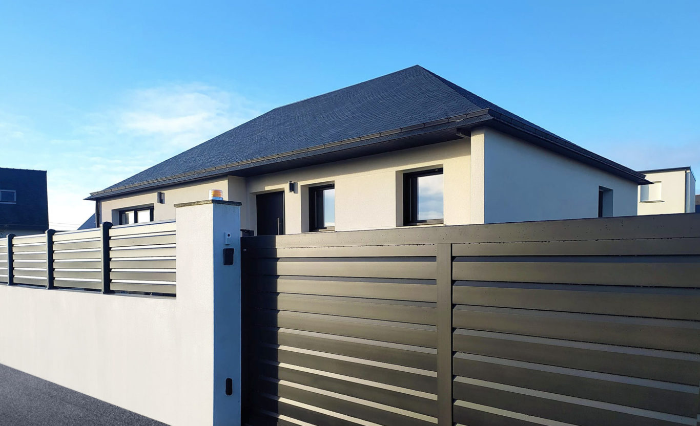 Clôture et portail coulissant gris anthracite Kiclos