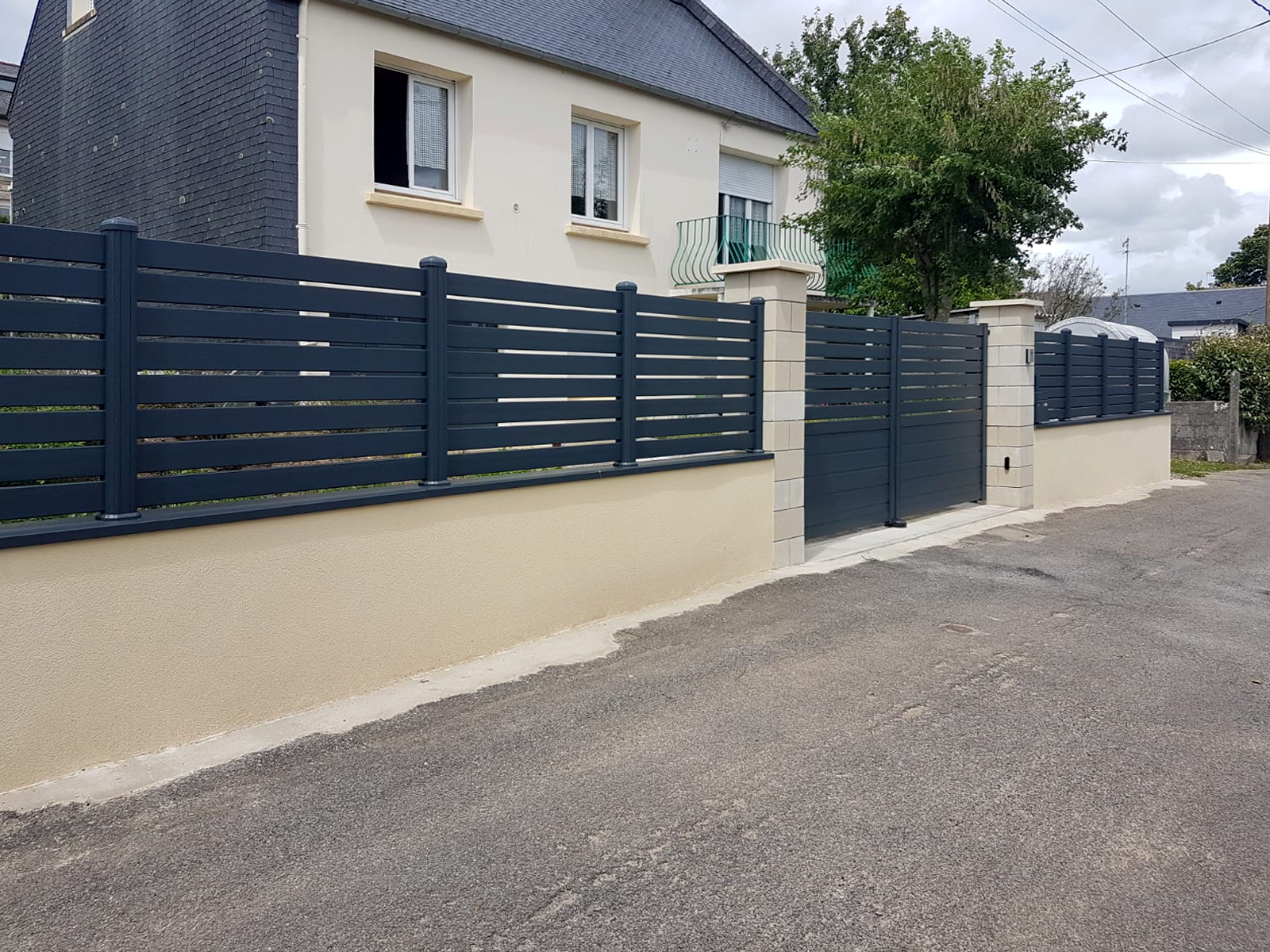 Kiclos portail et clôture anthracite