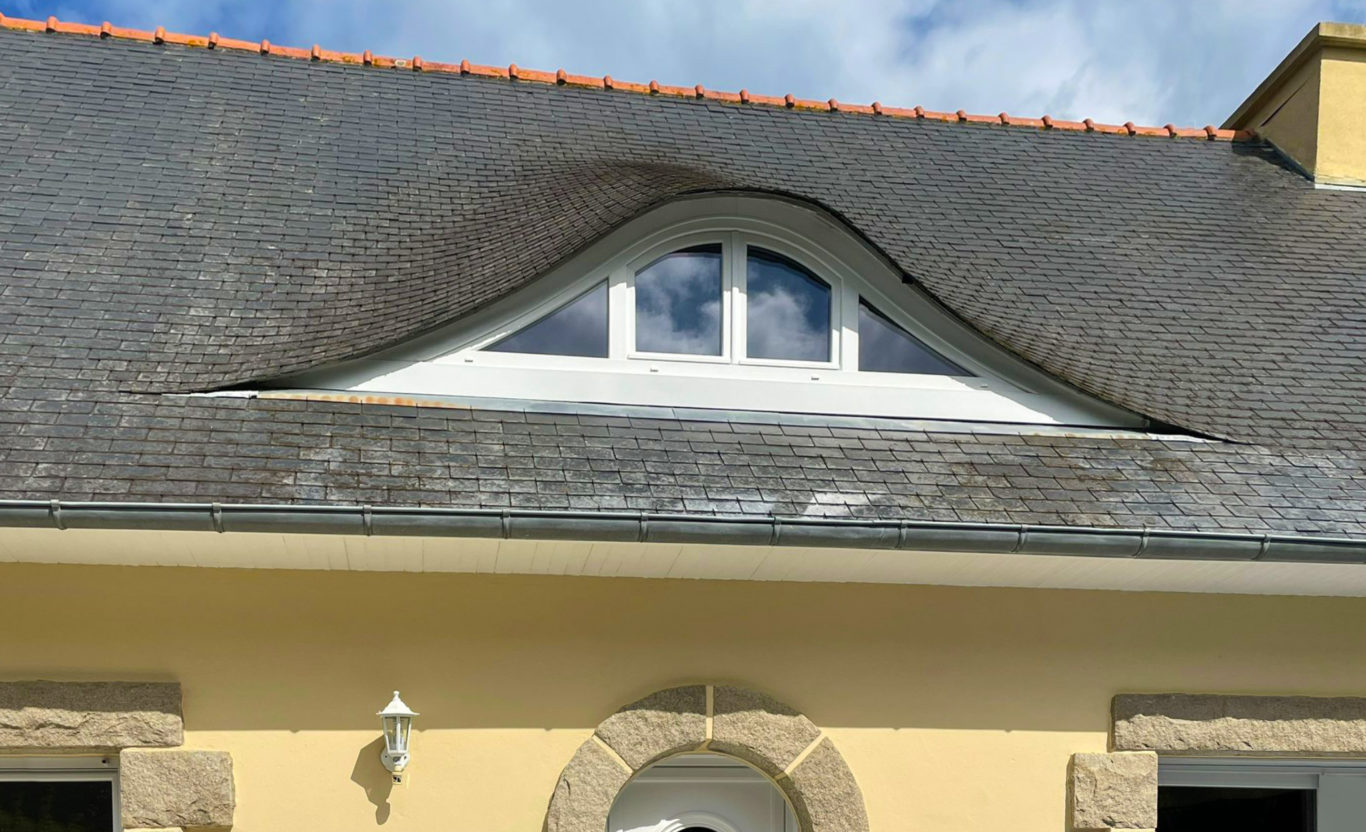 Fenêtre de toit sur mesure PVC blanc