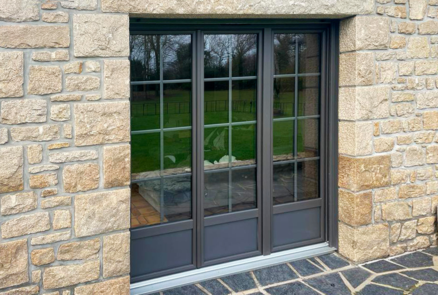 Porte fenêtre 3 parties gris anthracite