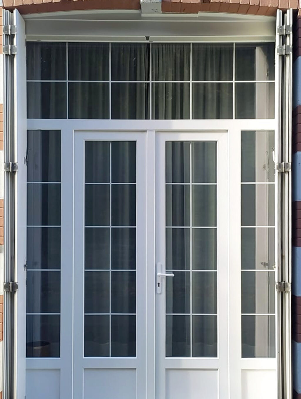 Porte-d'entrée, porte-fenêtre avec deux vantaux en PVC blanc Kiclos