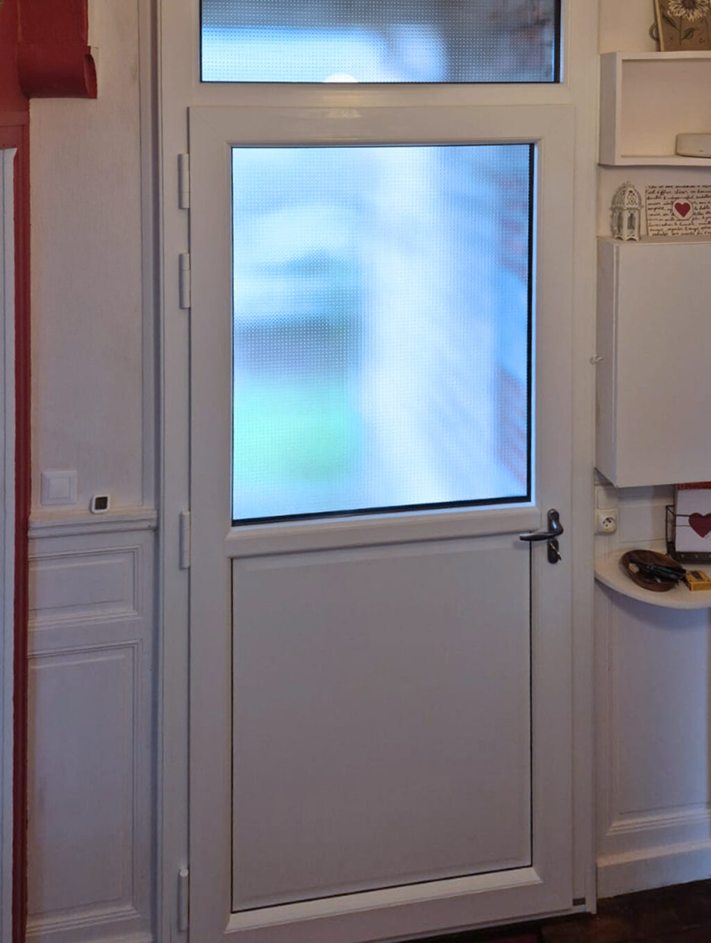 porte d'entree vitree kiclos en pvc blanc interieur