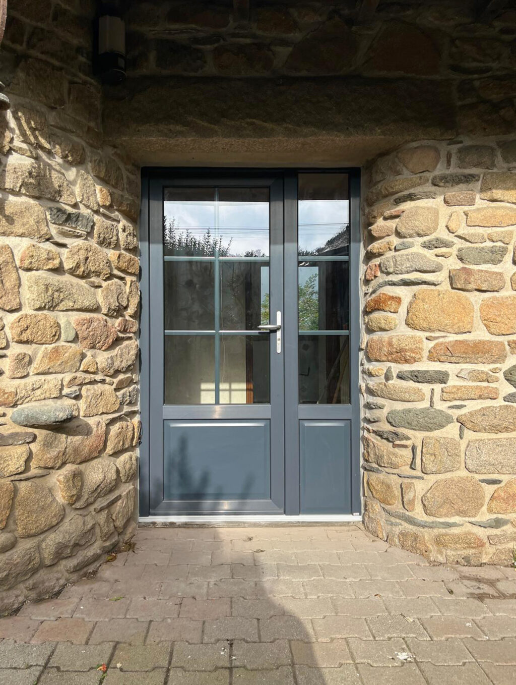 porte d'entree vitree kiclos un vantail pvc anthracite