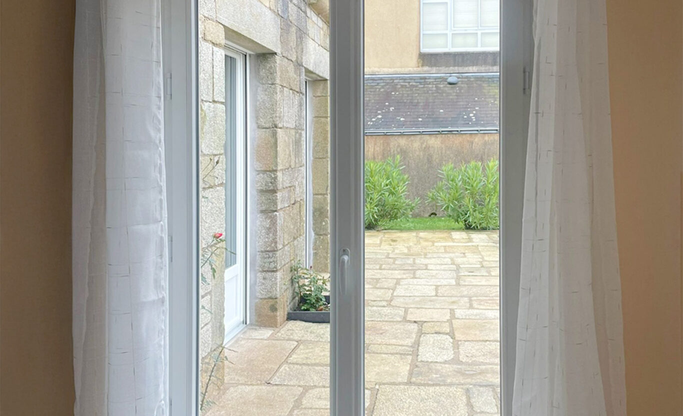 porte-fenetre deux vantaux pvc blanc kiclos