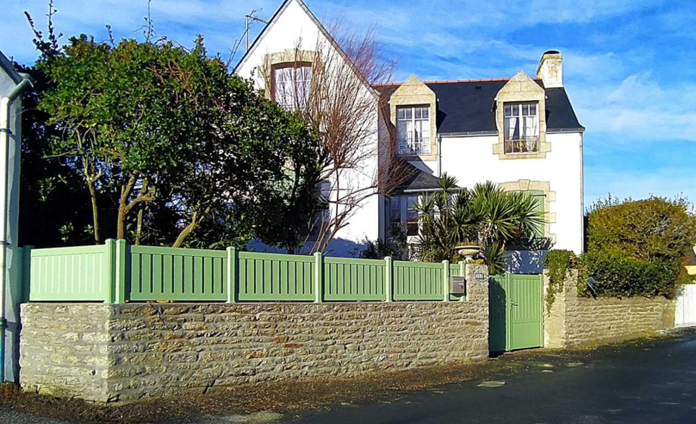 portail et cloture en pvc vert pale kiclos