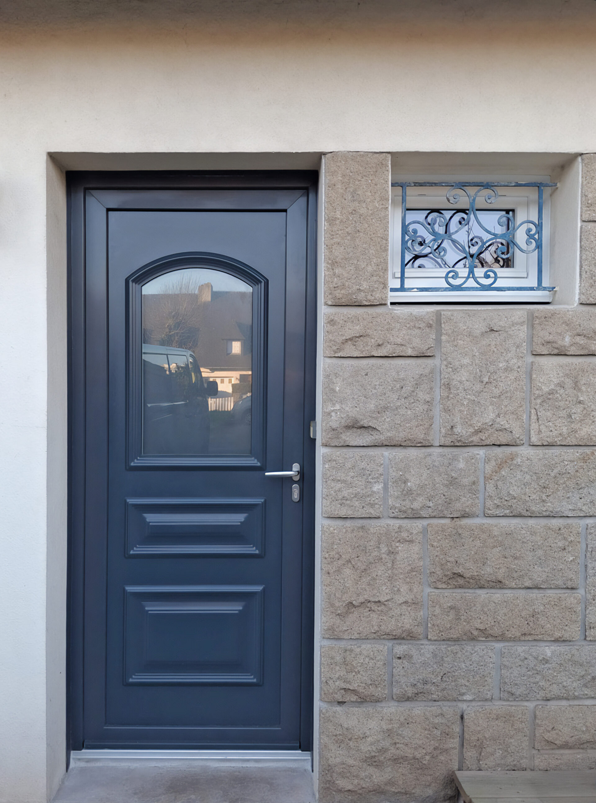 porte d'entree kiclos modele graciella en pvc gris anthracite