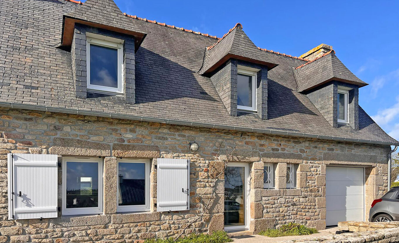 fenetre 1 vantail et porte entree en pvc blanc