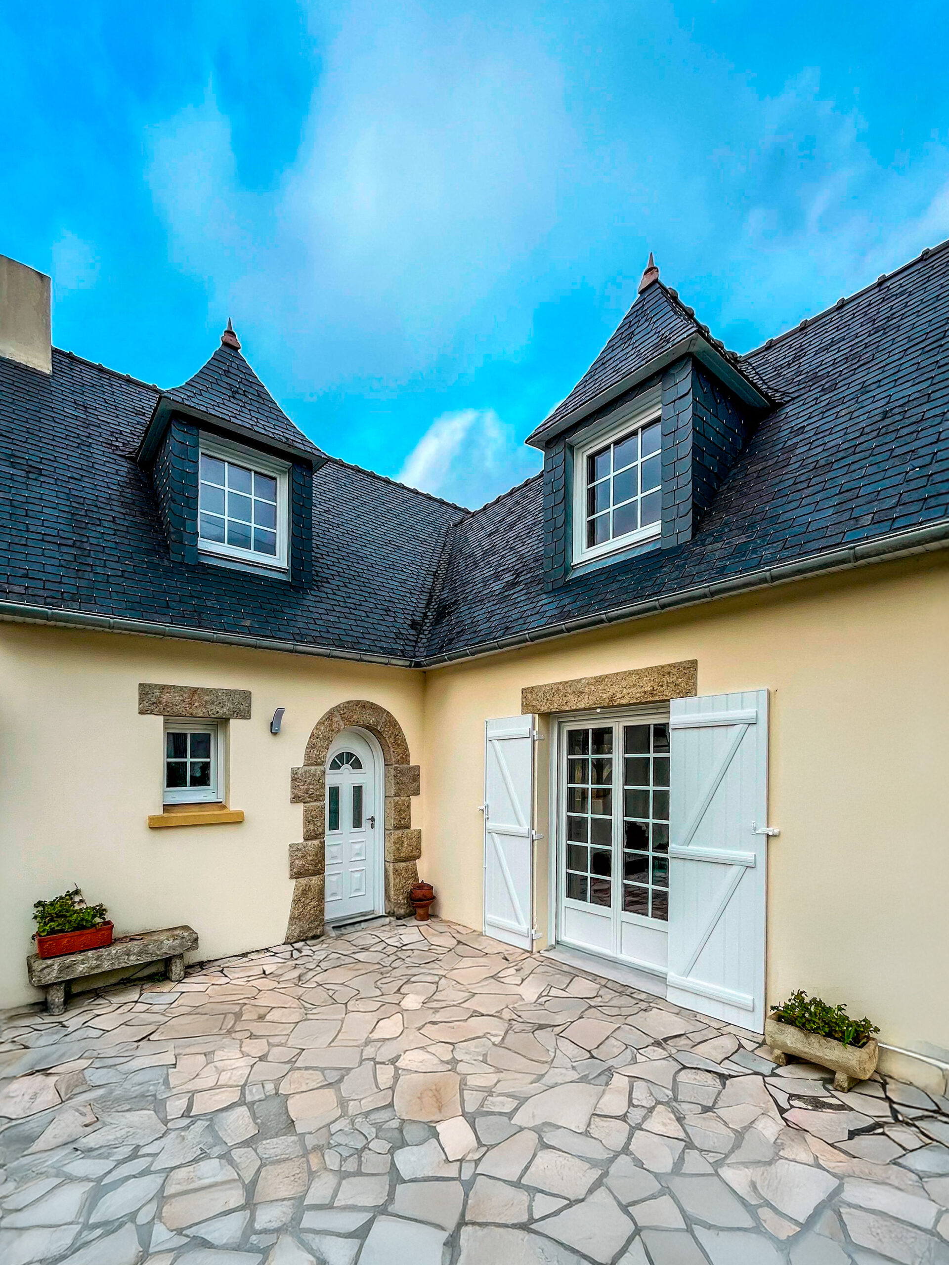 fenetres, portes-fenetre, volets battants kiclos en pvc blanc