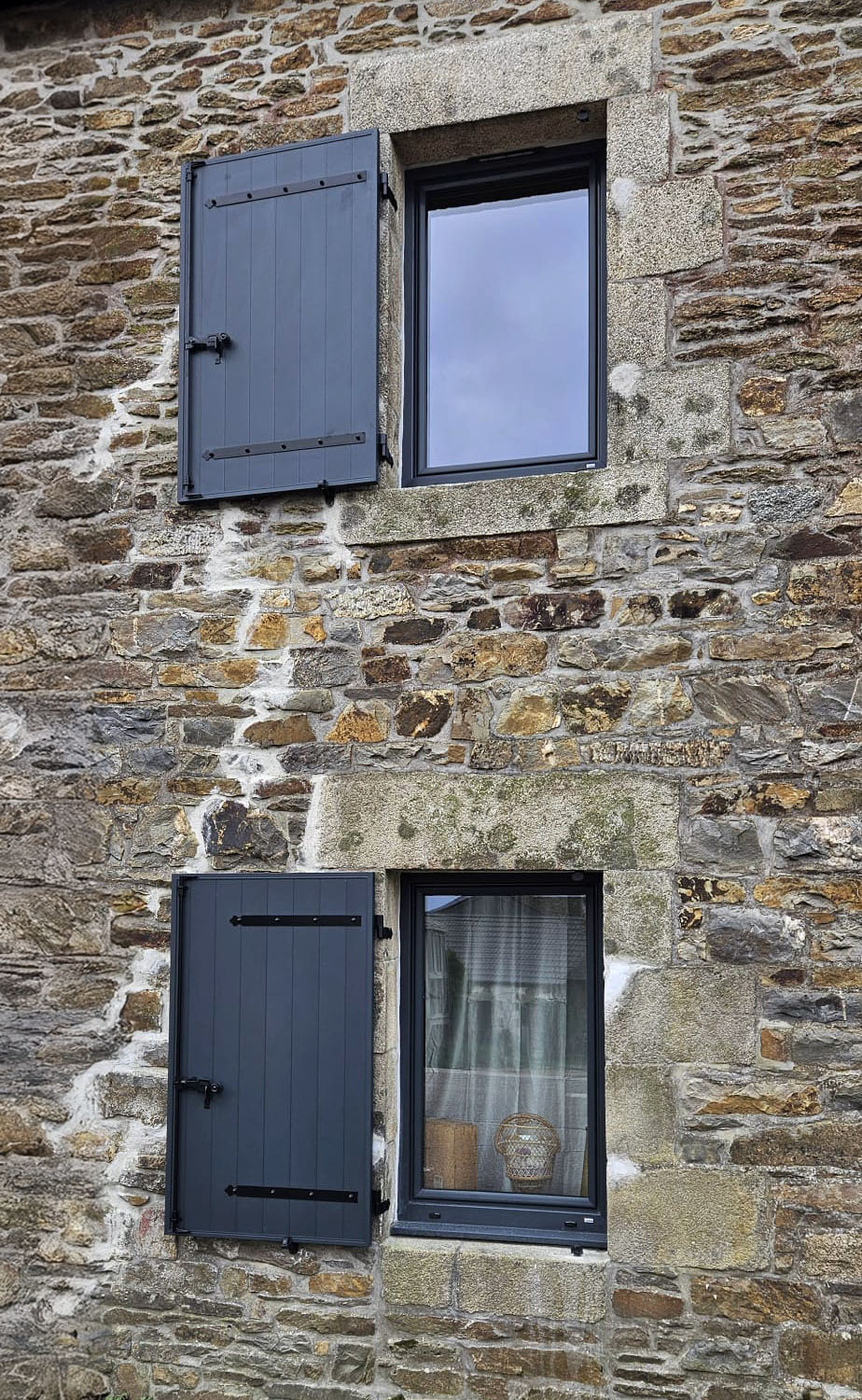 kiclos fenetres volets battants pvc gris anthracite