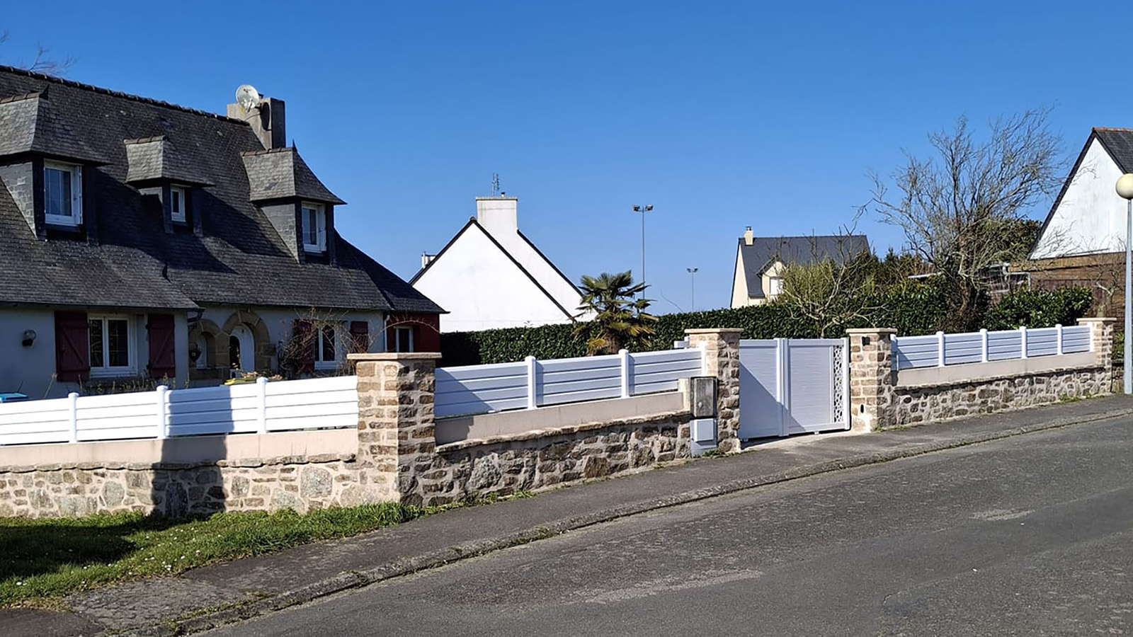 kiclos portail cloture gamme morphee pvc blanc