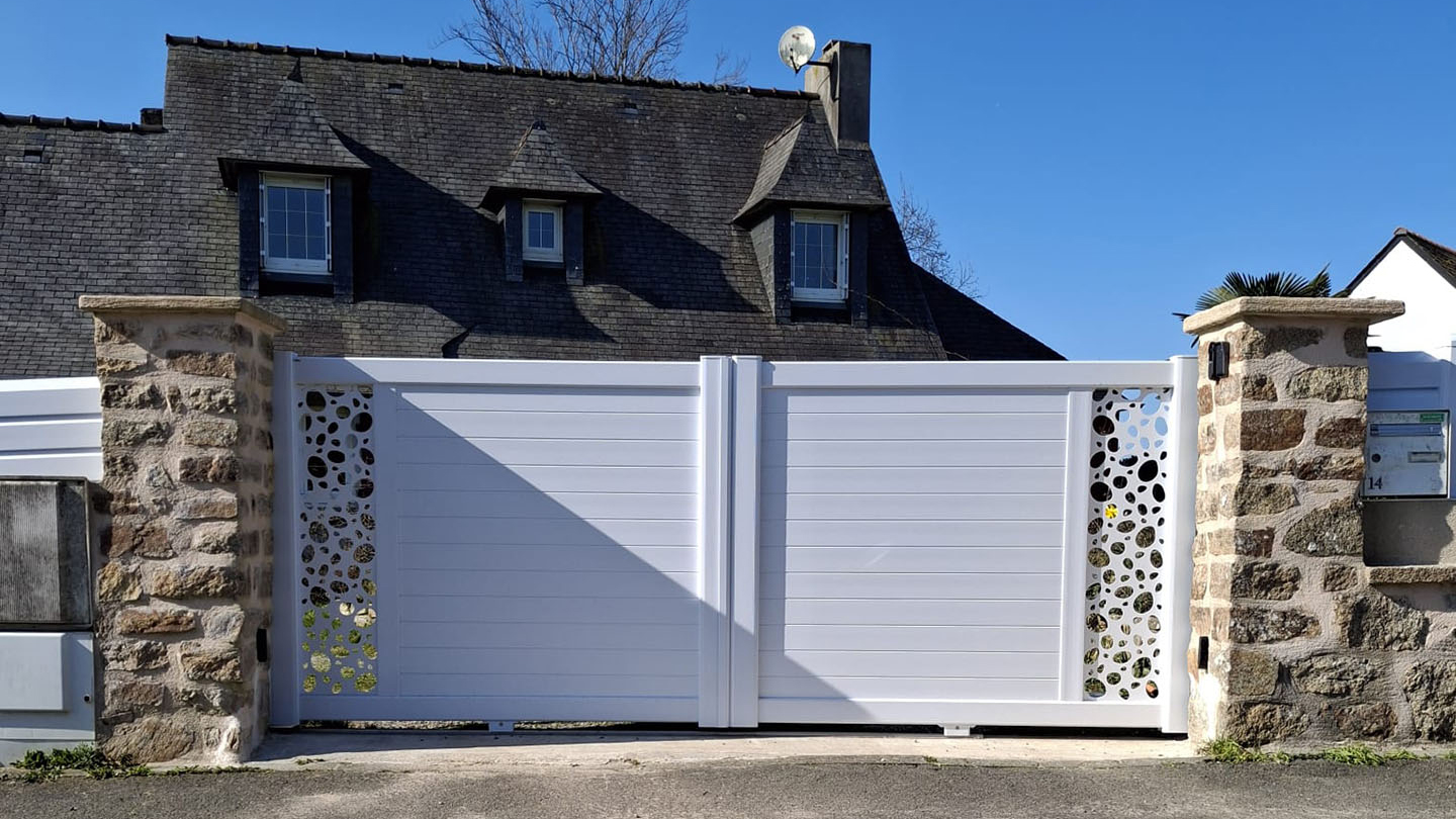 kiclos portail coulissant gamme morphee pvc blanc