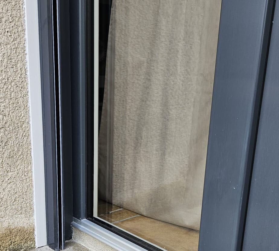 kiclos porte-fenetre volets coulissants pvc gris anthracite focus volet