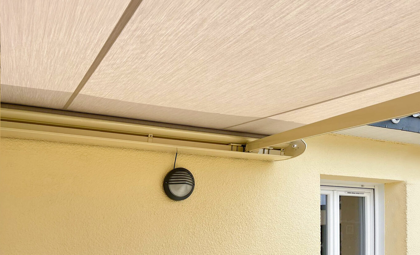 store banne deroulant electrique kiclos modele everest aluminium beige toile lin chine focus