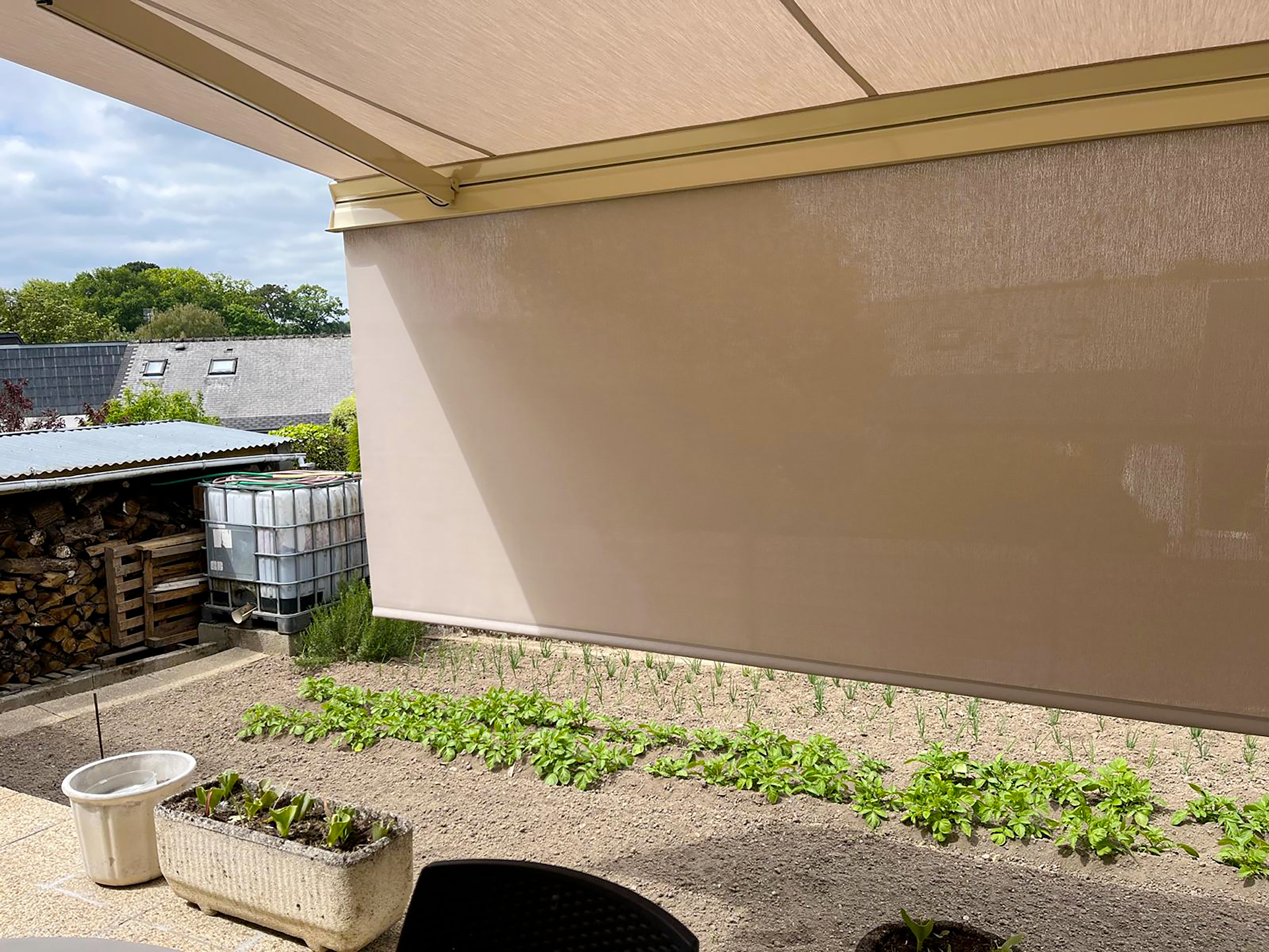 store banne deroulant electrique kiclos modele everest aluminium beige toile lin chine pare soleil